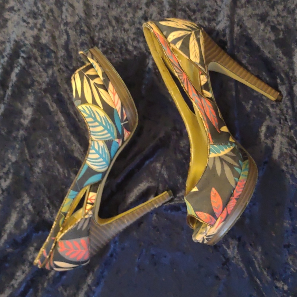 Floral stilettos